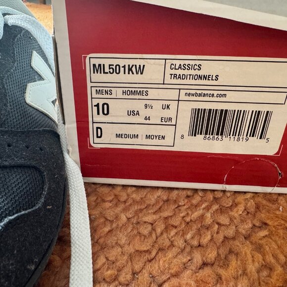 New Balance Classic Sneakers, Men's Size 10, Black & White, ML501KW - Picture 5 of 11